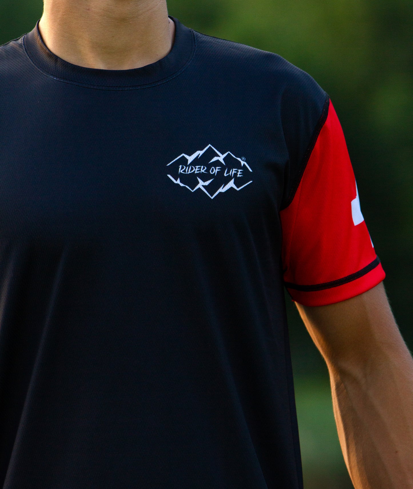 T-shirt Performance Suisse – 100% Créé dans les Alpes