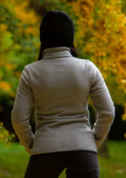 POLAR GIRL JACKET GREY
